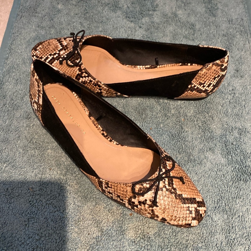Zara animal print flats shoes size 7.5